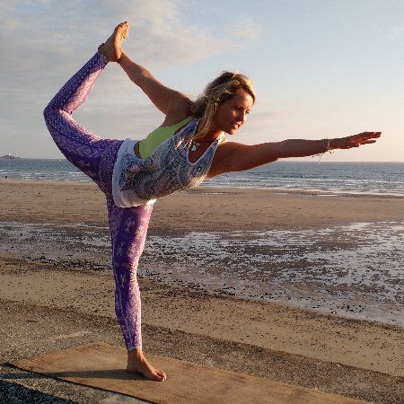 Emma lapidus yoga beach shot